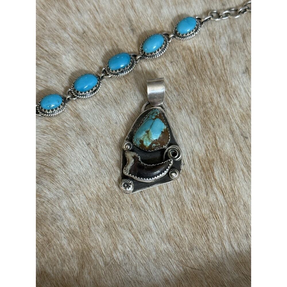 Native Southwest 925 Sterling Silver Number 8 Blue Turquoise Claw Pendant Signed - Picture 10 of 12